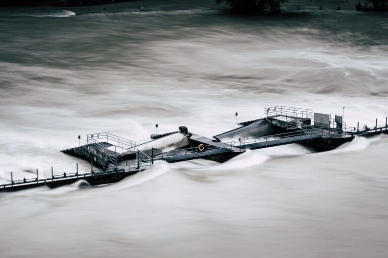 Illinois River near Chillicothe IL homes affected by seasonal groundwater